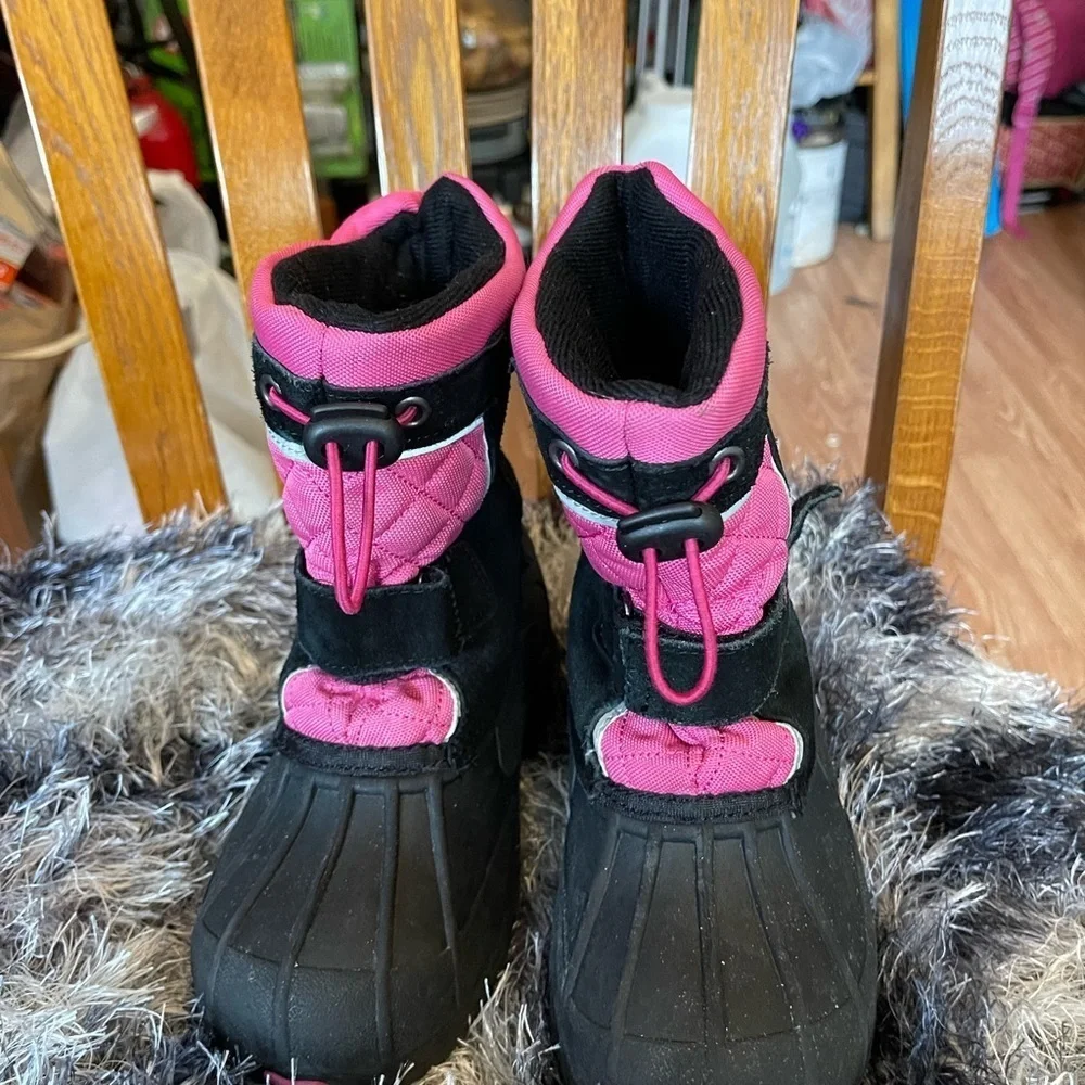 Totes Jaclyn slip on girls winter boots